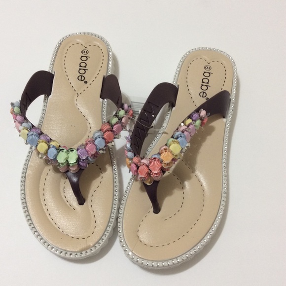 Babe Shoes - Woman brown sandal/slipper with seashells size 10